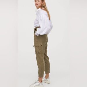 Cargo Pants in Black